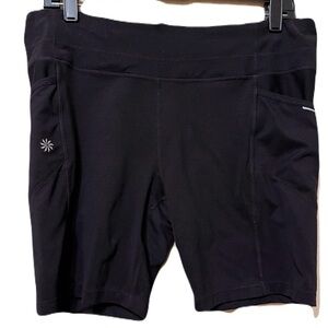Athleta black biker shorts size large GUC